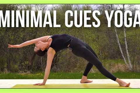 30 Min Intermediate Vinyasa Yoga - MINIMAL CUES