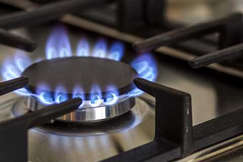 Do gas stoves contribute to indoor air pollution?