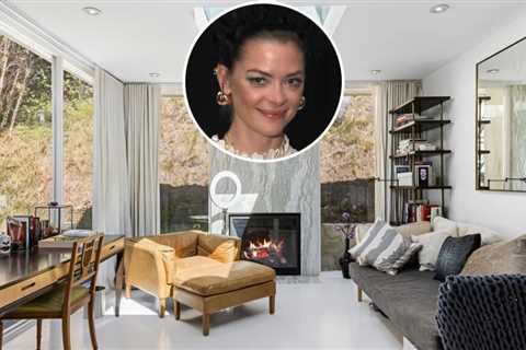 Actress Jaime King Selling Walt Disney-Built Midcentury in Beverly Hills