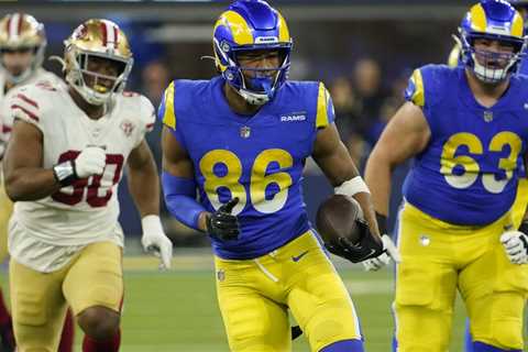 Rams waive tight end Kendall Blanton and lose rookie lineman Logan Bruss to injury