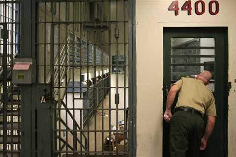 Los Angeles inmates held for days after planned releases because of computer system crash: report