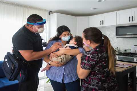 Padres con hijos muy enfermos encuentran consuelo y esperanza en la ayuda de hospicio en el hogar