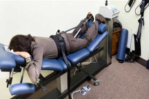 Spinal Decompression In Toronto: How It Helps Relieve Neck And Back Pain