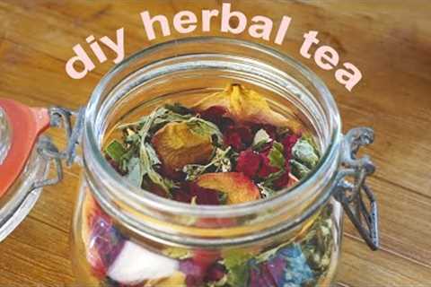 how to make your own herbal tea // women’s balancing herbal tea blend ☕