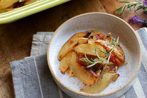 Roasted Rosemary Potatoes and Tomatoes