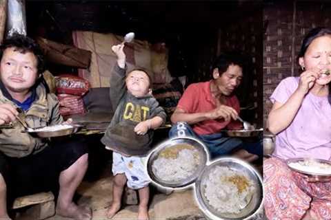 Rita is cooking dinner for her family & for JK uncle @RojanRita