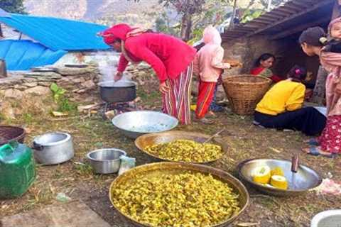 Village Family Cooking And Eating Organic Food || Villager Family Eating Together || Family is Happy