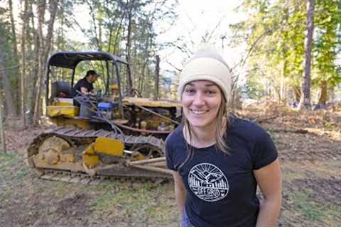 WE BOUGHT A 70 YEAR OLD BULLDOZER (and it won''t start 😲)