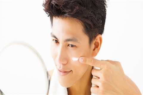 The Benefits of Oil Cleansers for Men's Skincare