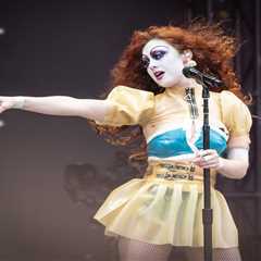 Pop Sensation Chappell Roan Redefines Beauty Norms with Bold Makeup Statement