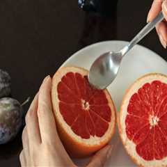 The Connection Between Nutrient Intake and Healthy Hair Growth