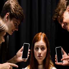 The Impact of Social Media on Mental Wellness and Anxiety Levels