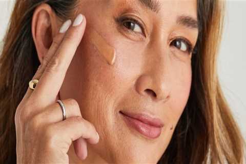 Choosing the Perfect Foundation Shade for Your Everyday Makeup Routine